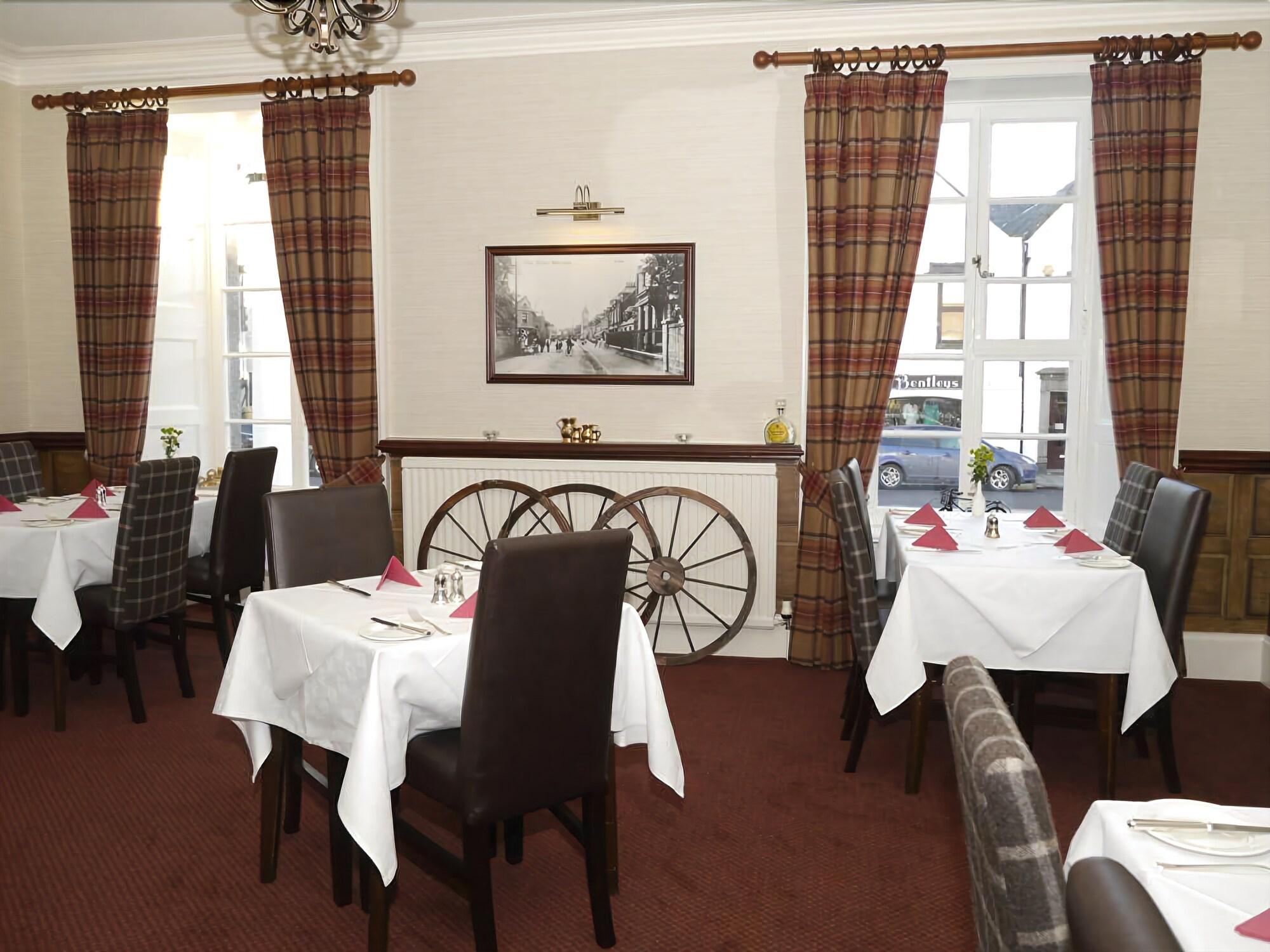 Burnett Arms Hotel Banchory Exterior photo