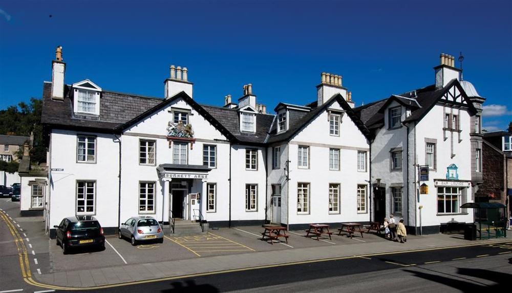 Burnett Arms Hotel Banchory Exterior photo